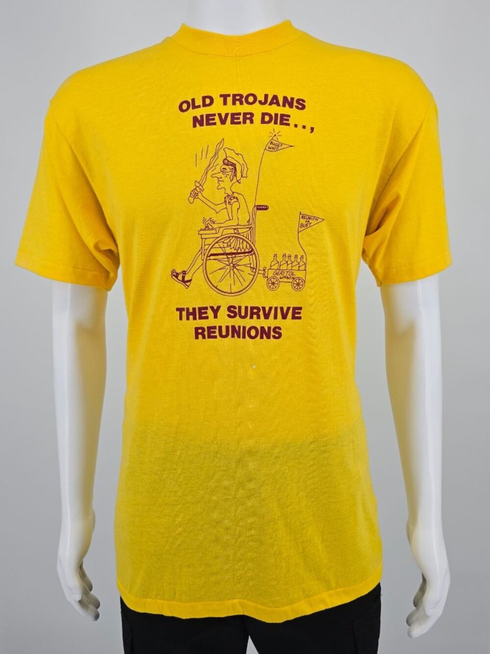 Vintage 1980s Stedman Old Trojans Never Die... They Survive Reunions T-Shirt (L)